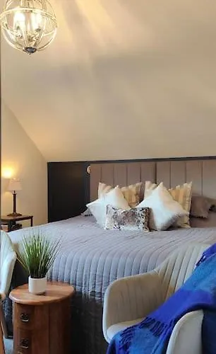 Y Llofft - Cosy Country Retreat In The Brecon Beacons